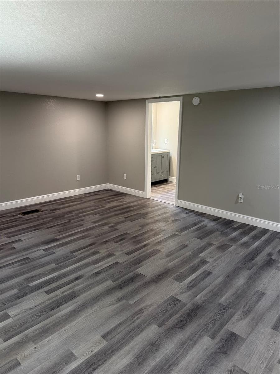 Manufactured Home at 22340 NE 77TH TERRACE RD, CITRA, photo 11 of 30