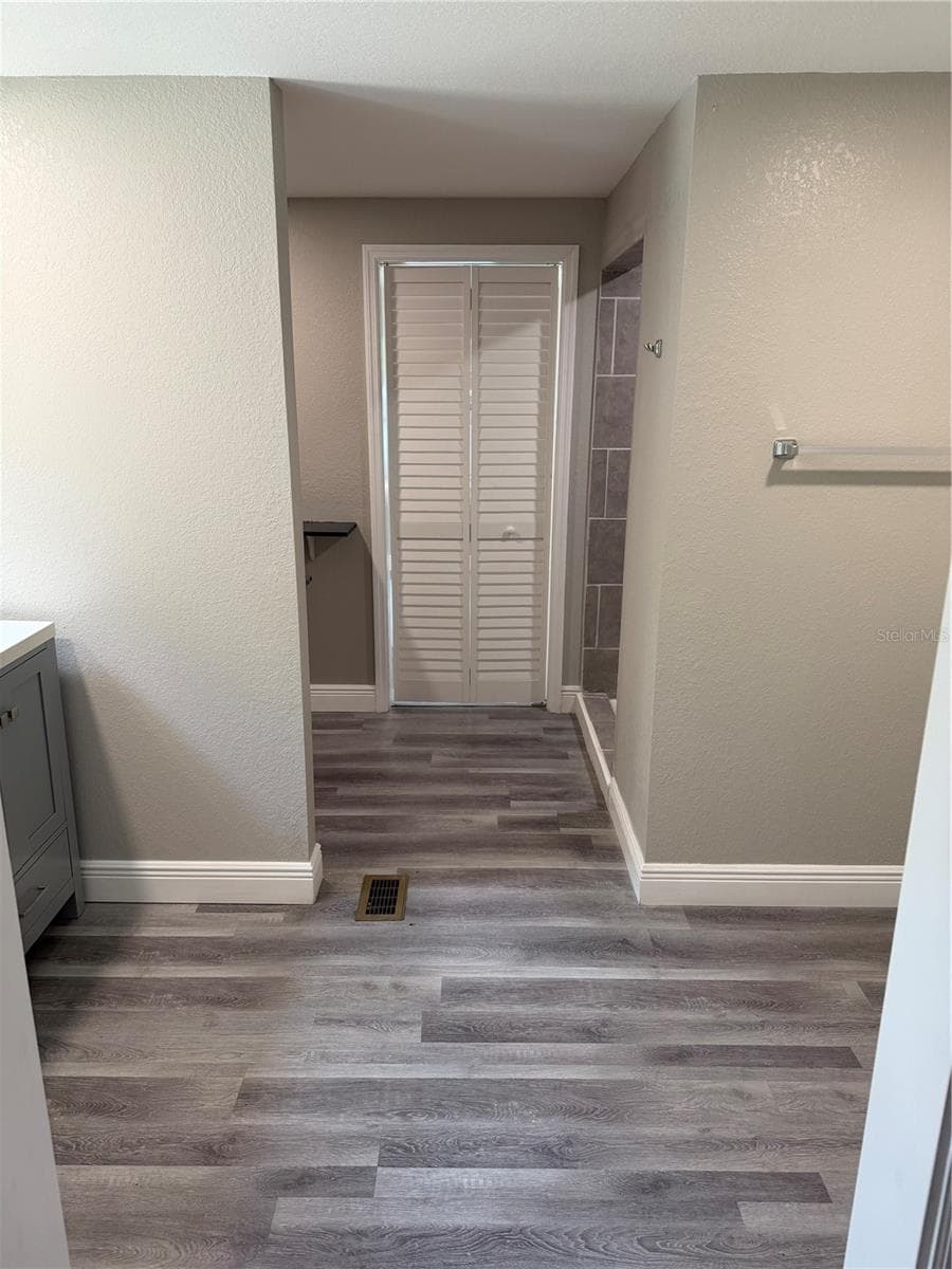 Manufactured Home at 22340 NE 77TH TERRACE RD, CITRA, photo 12 of 30
