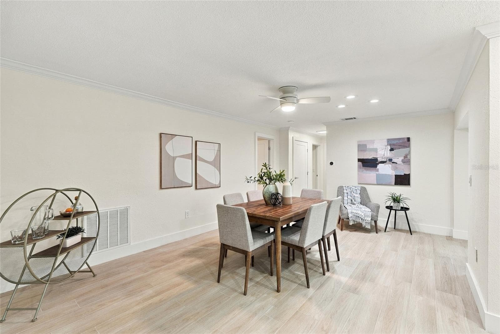 Single Family Residence at 7220 SUNSHINE DR S, ST PETERSBURG, photo 15 of 58