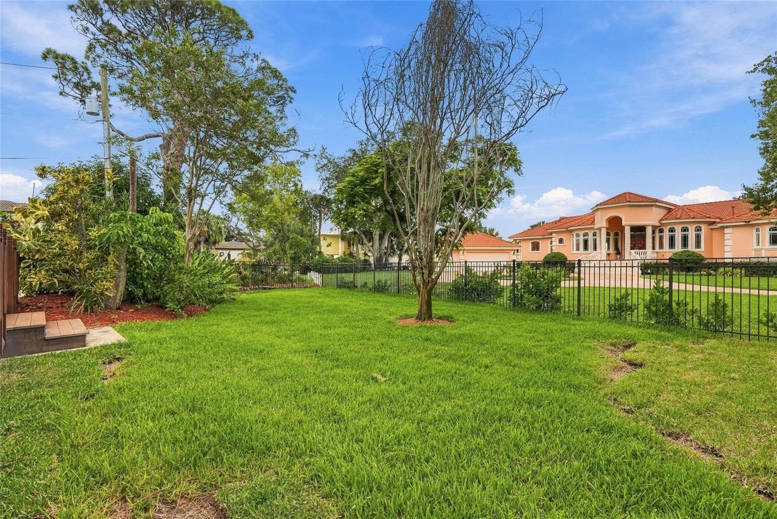 Single Family Residence at 7220 SUNSHINE DR S, ST PETERSBURG, photo 46 of 58