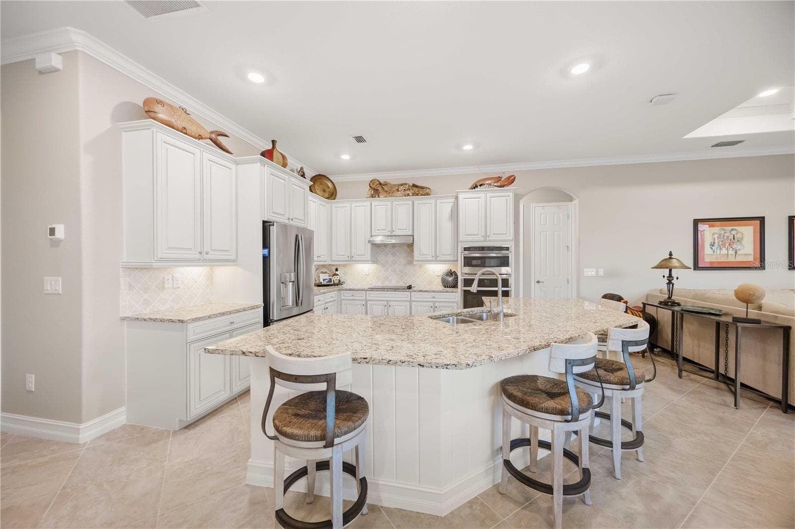 Kitchen - 10720 TARFLOWER DR, VENICE