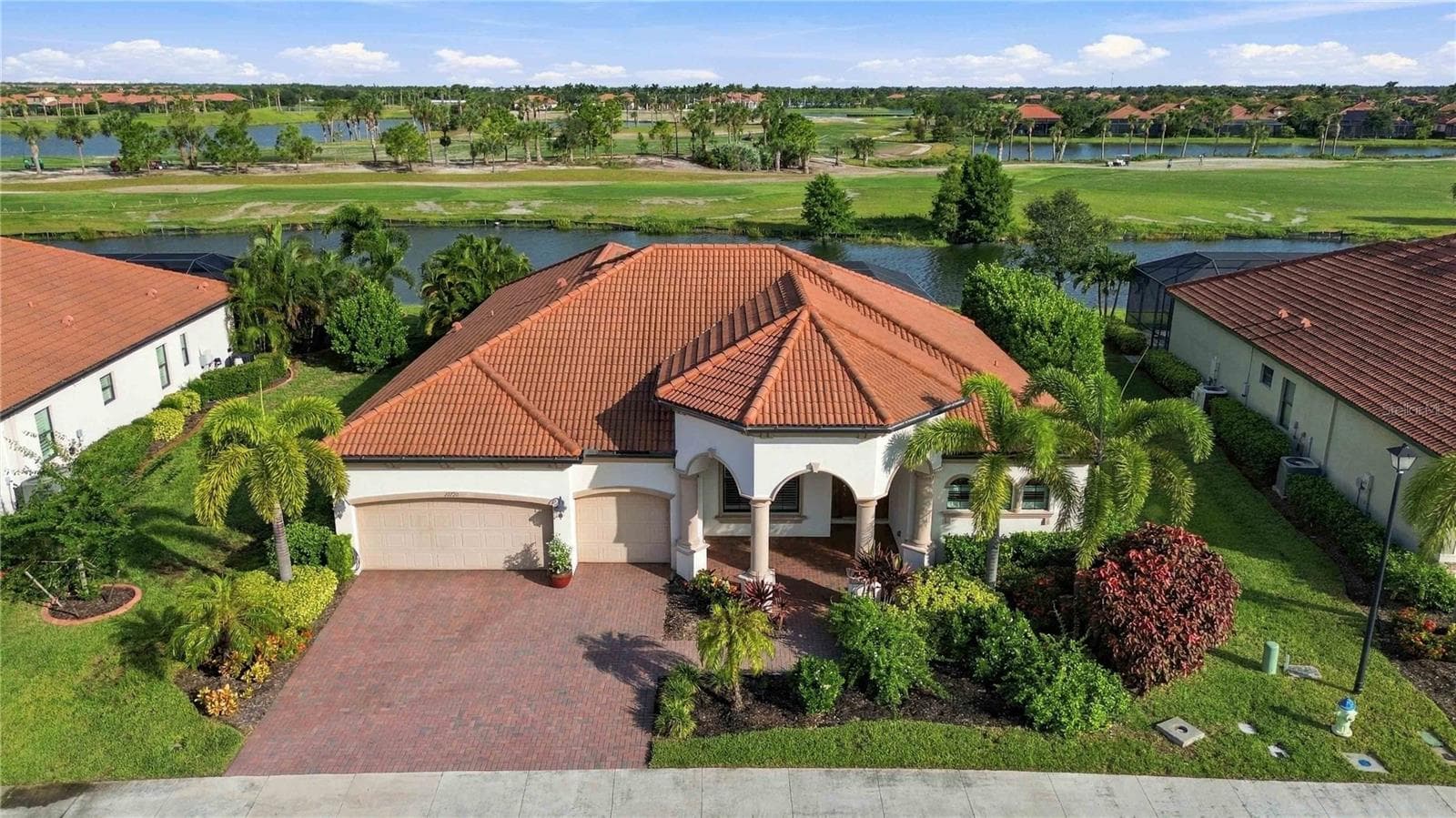Aerial of the home - 10720 TARFLOWER DR, VENICE