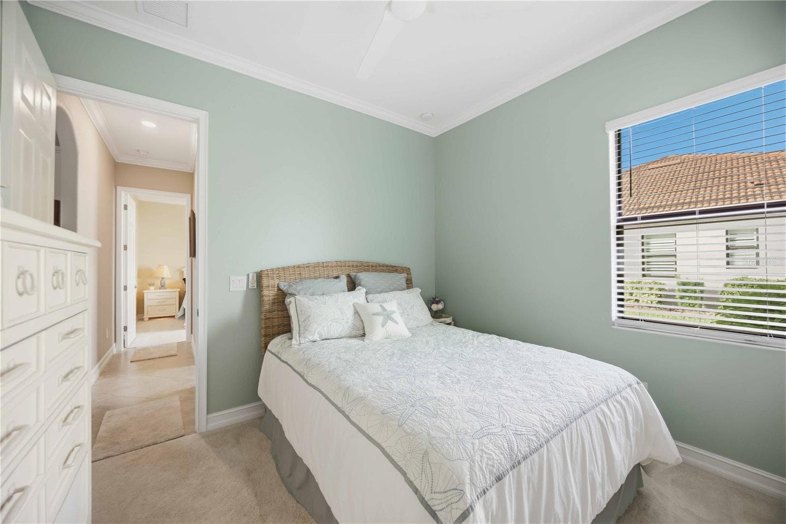 Guest room #2 Bedroom - 10720 TARFLOWER DR, VENICE