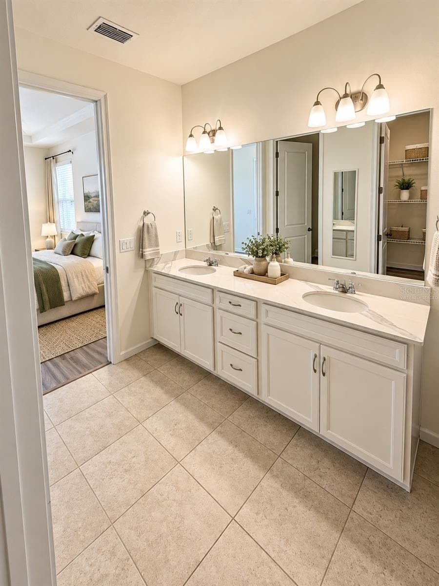 virtually staged - 11631 WEATHERED FELLING DR, RIVERVIEW