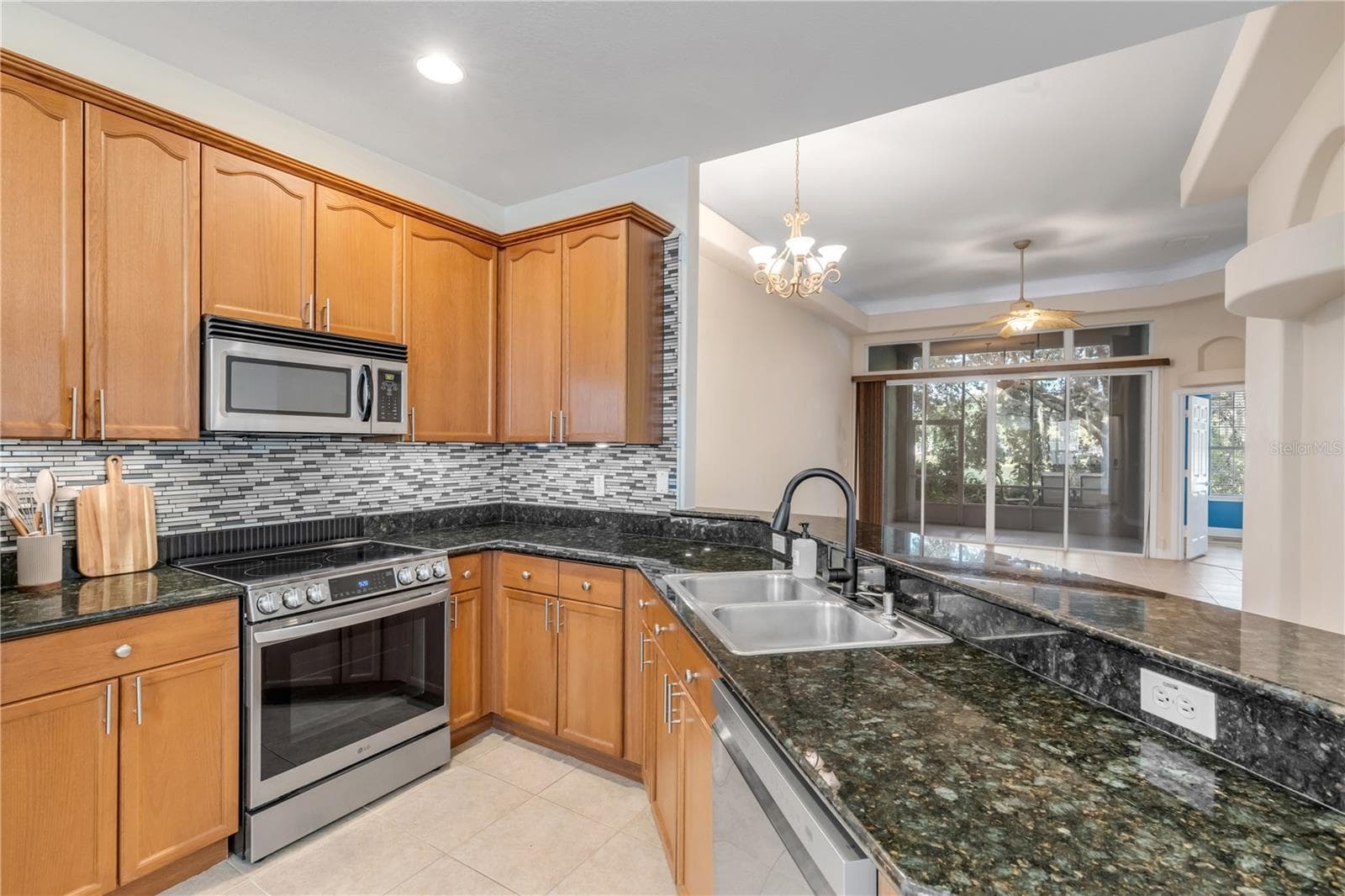 Single Family Residence at 128 BAUER CIR, DAYTONA BEACH, photo 13 of 53