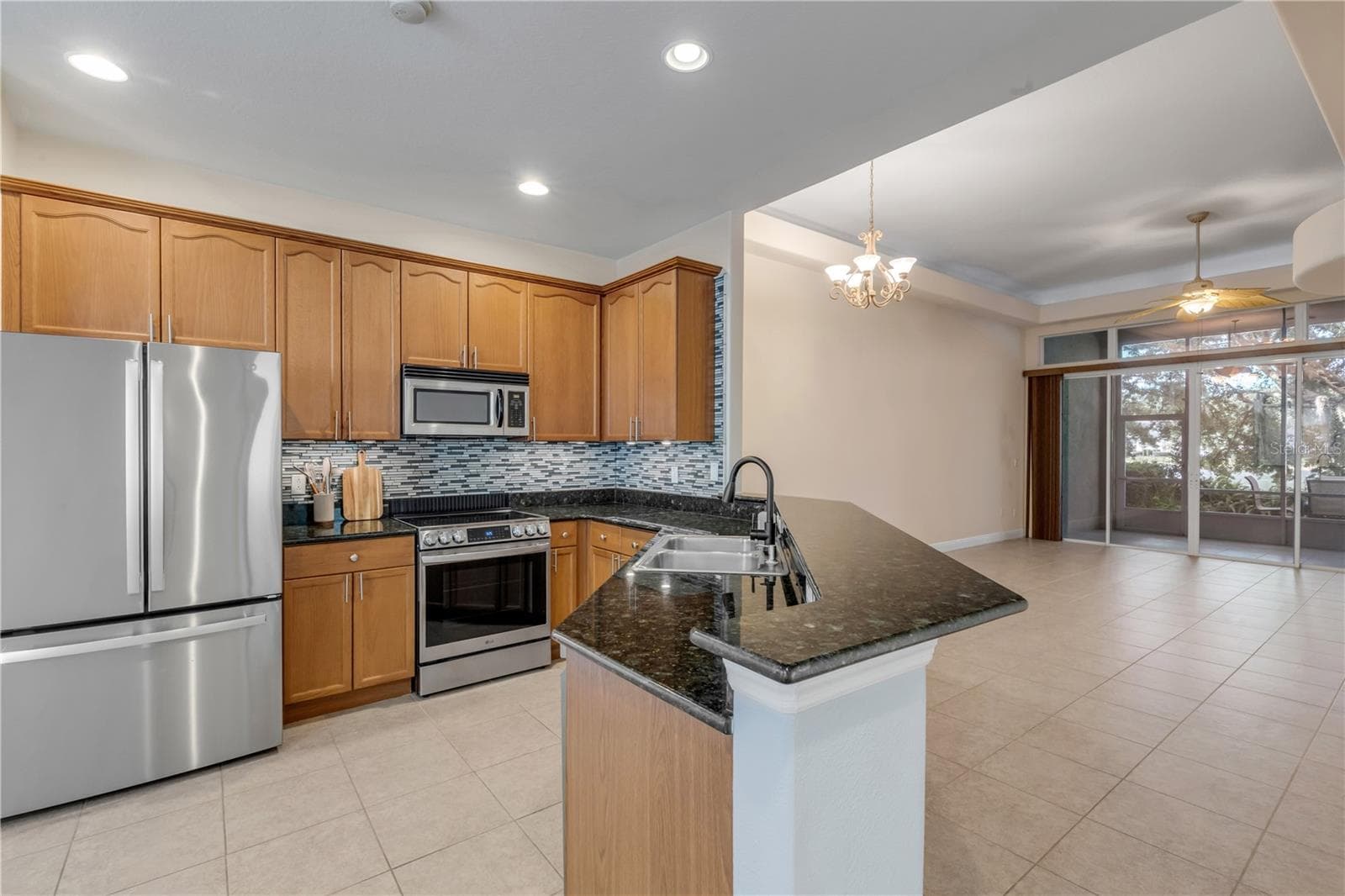 Single Family Residence at 128 BAUER CIR, DAYTONA BEACH, photo 15 of 53