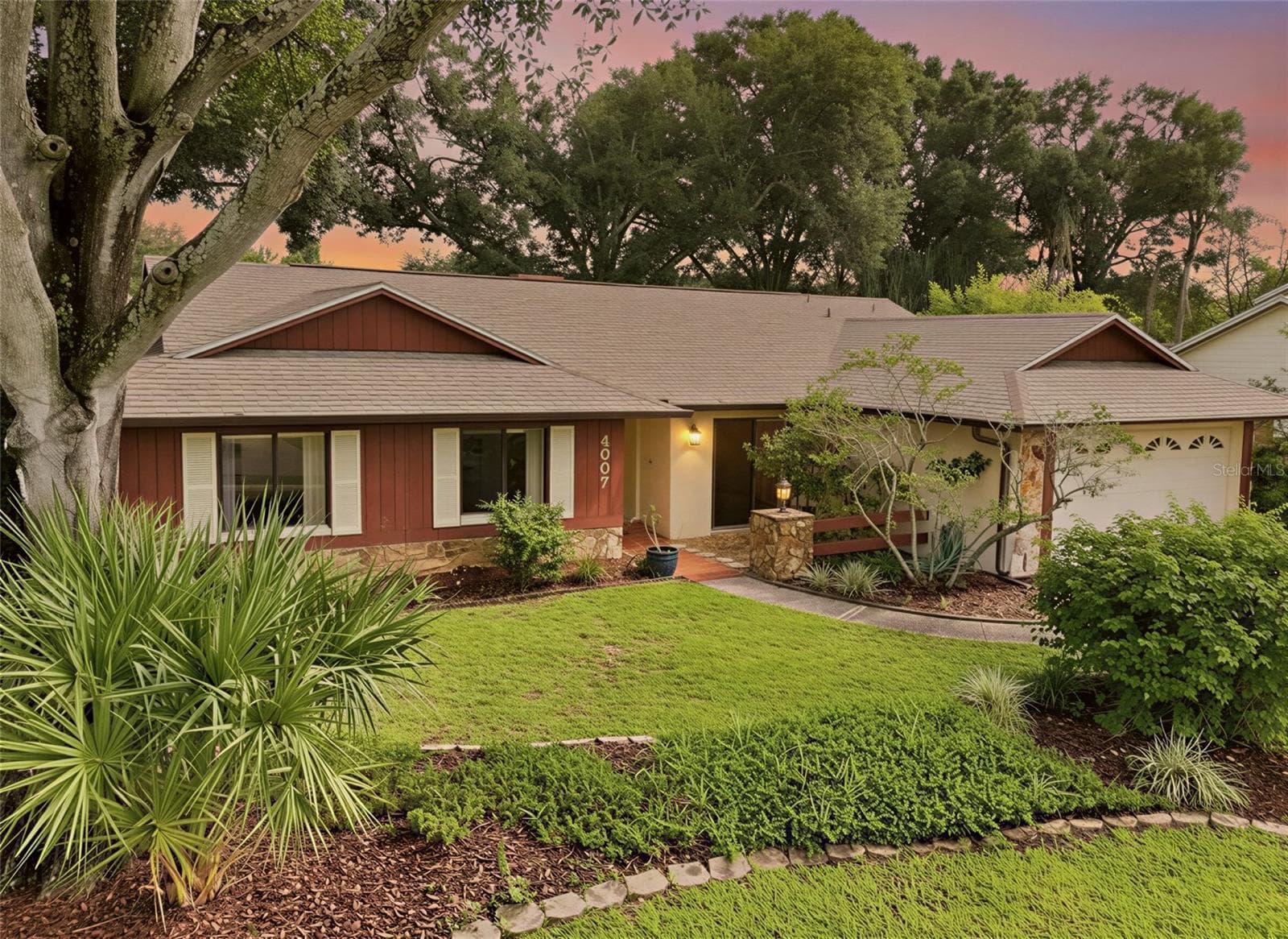 4607 CLOVERLAWN DR
