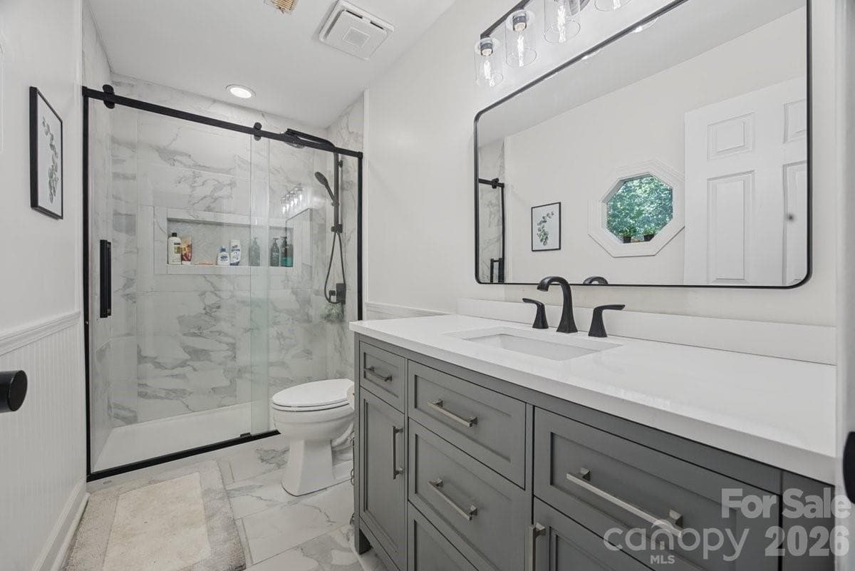 Primary Bath - 2703 Blythe Road, Waxhaw