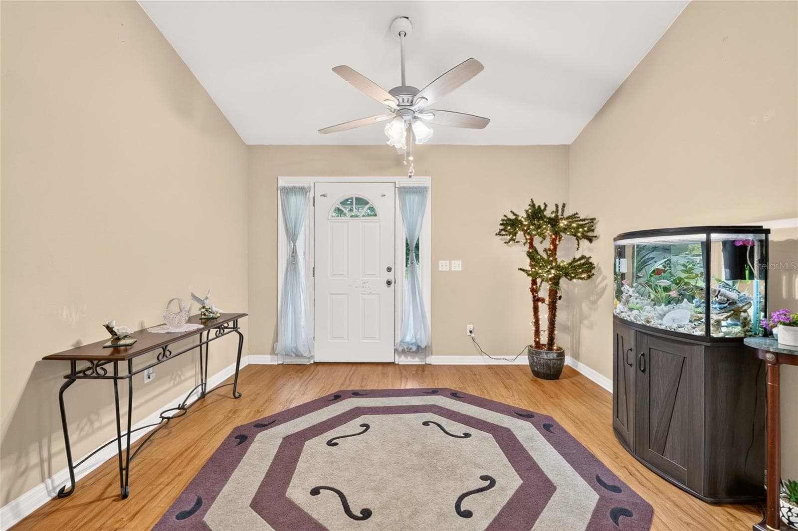 Single Family Residence at 118 GARNET PL, INTERLACHEN, photo 9 of 52