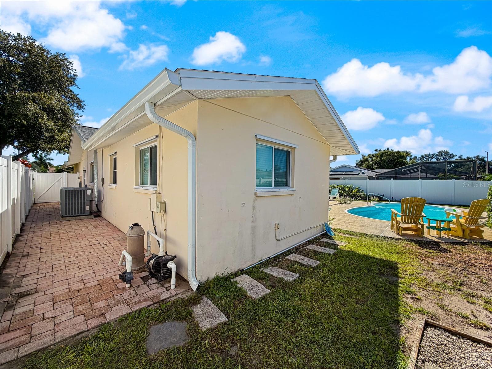 Single Family Residence at 13655 LAS PALMAS DR, LARGO, photo 55 of 66