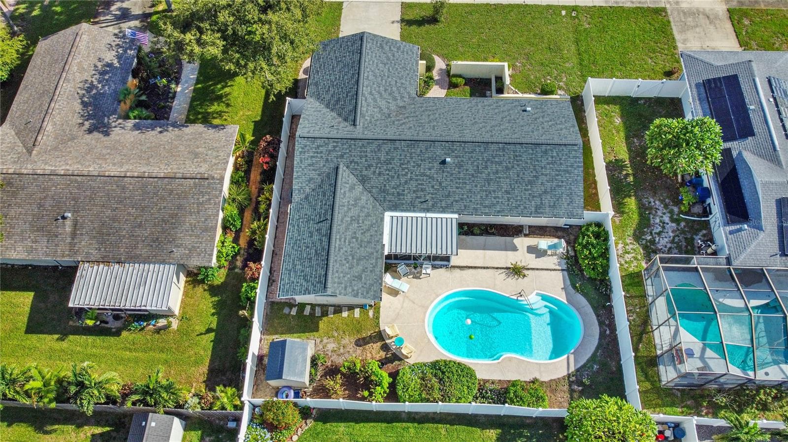 Single Family Residence at 13655 LAS PALMAS DR, LARGO, photo 63 of 66