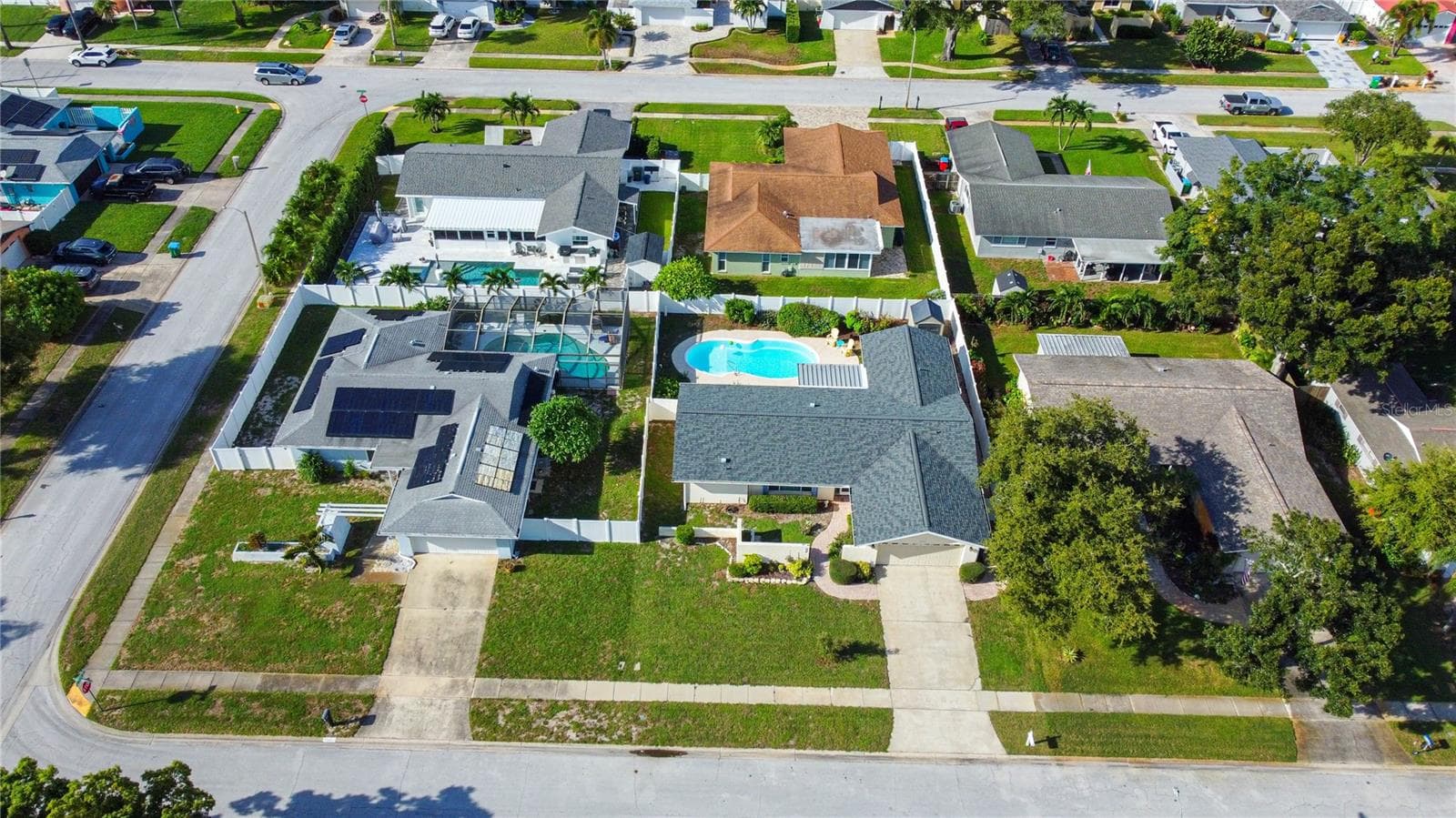 Single Family Residence at 13655 LAS PALMAS DR, LARGO, photo 65 of 66