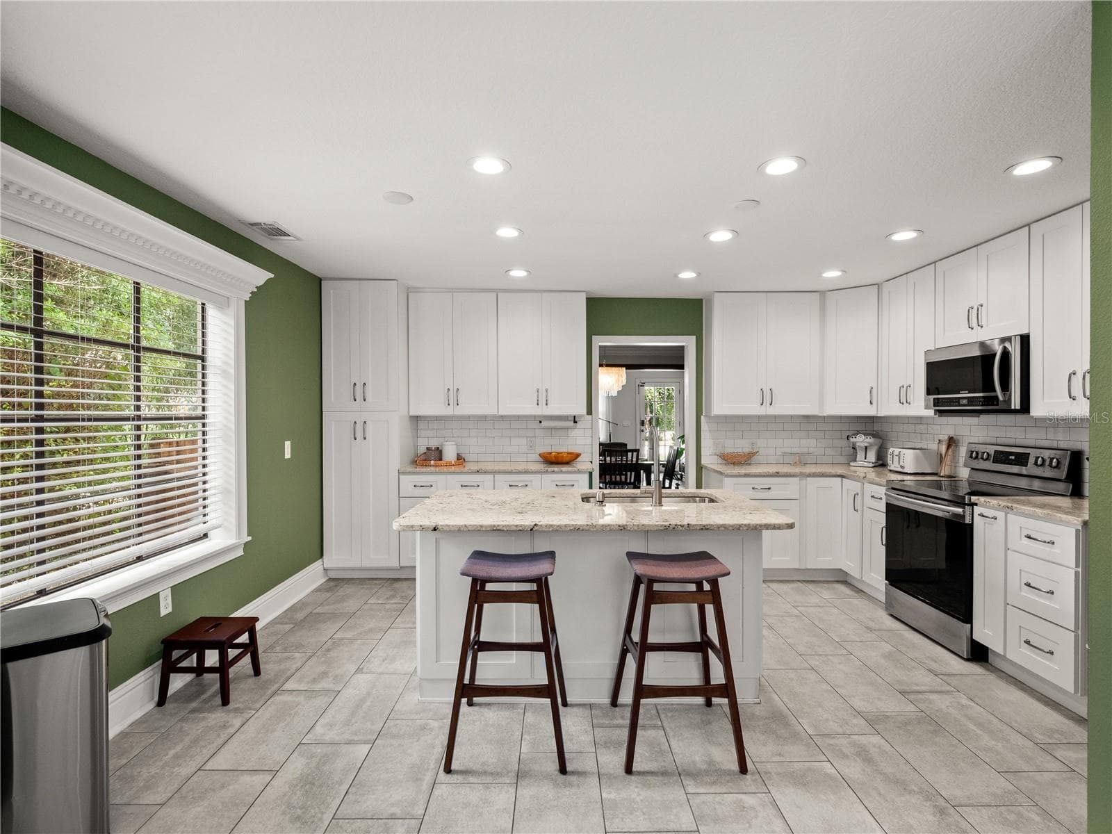 Single Family Residence at 442 BRIERCLIFF DR, ORLANDO, photo 15 of 71