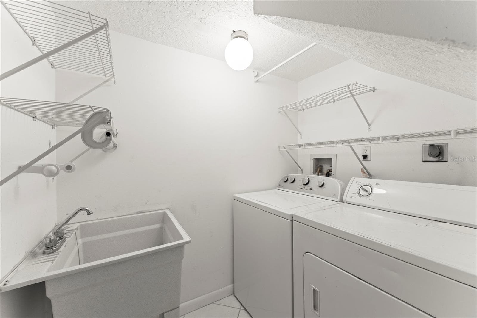 Laundry Room - 165 ESCAMBIA LN #502, COCOA BEACH