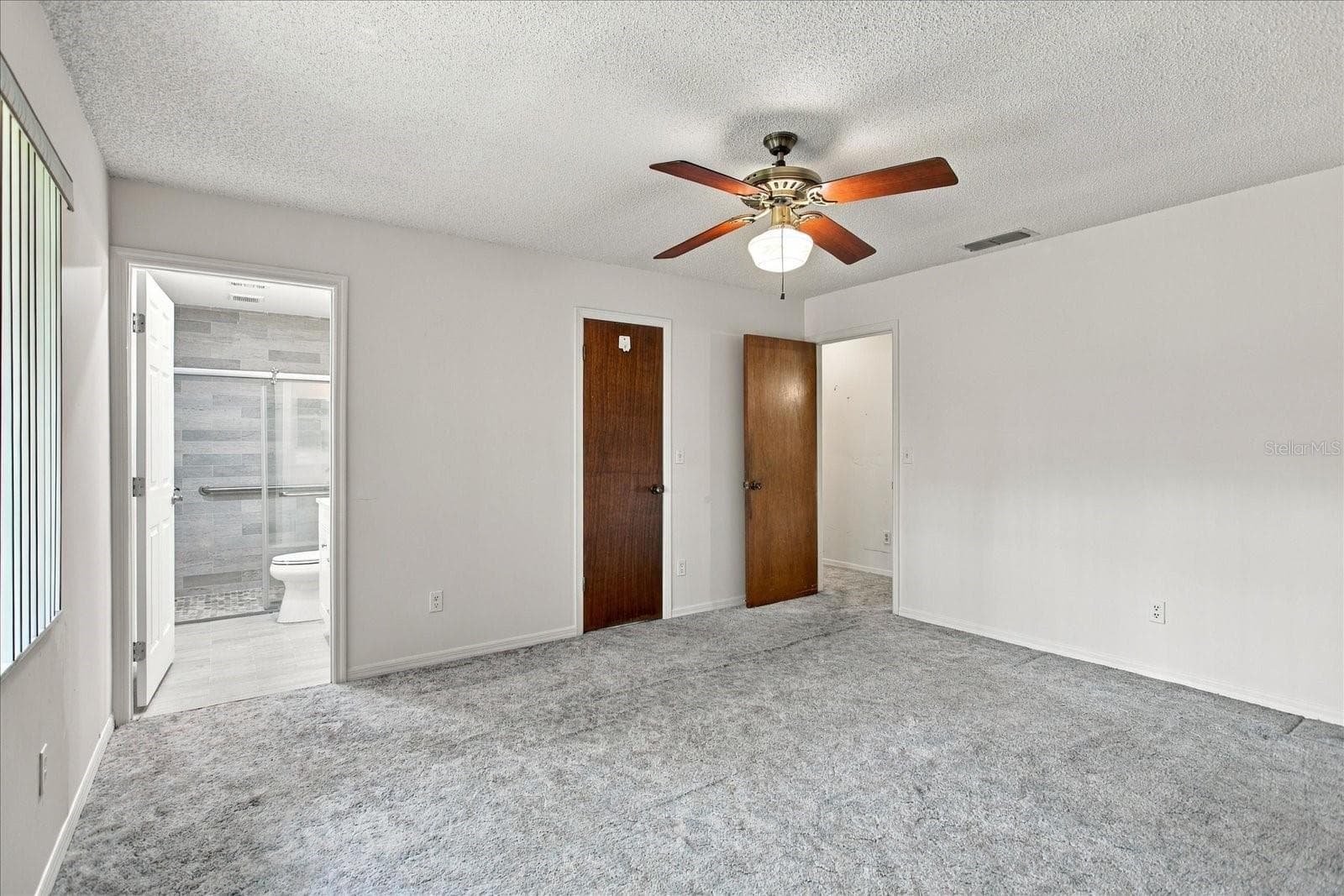Single Family Residence at 528 E HILLCREST ST, ALTAMONTE SPRINGS, photo 12 of 26