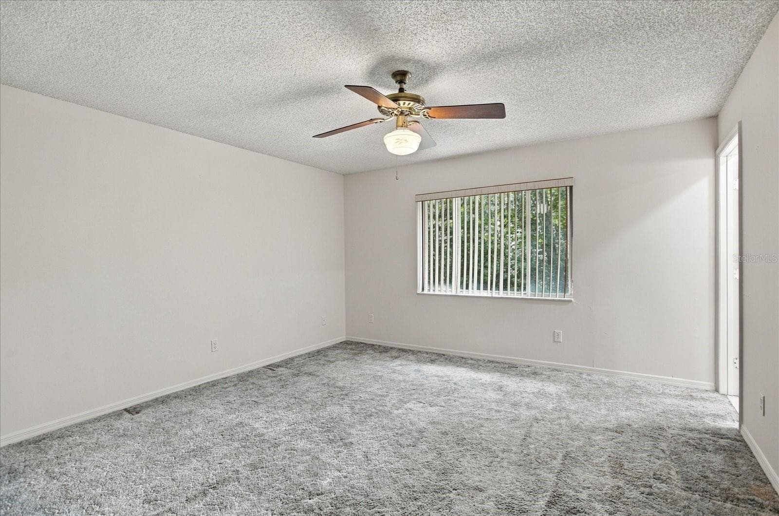 Single Family Residence at 528 E HILLCREST ST, ALTAMONTE SPRINGS, photo 15 of 26