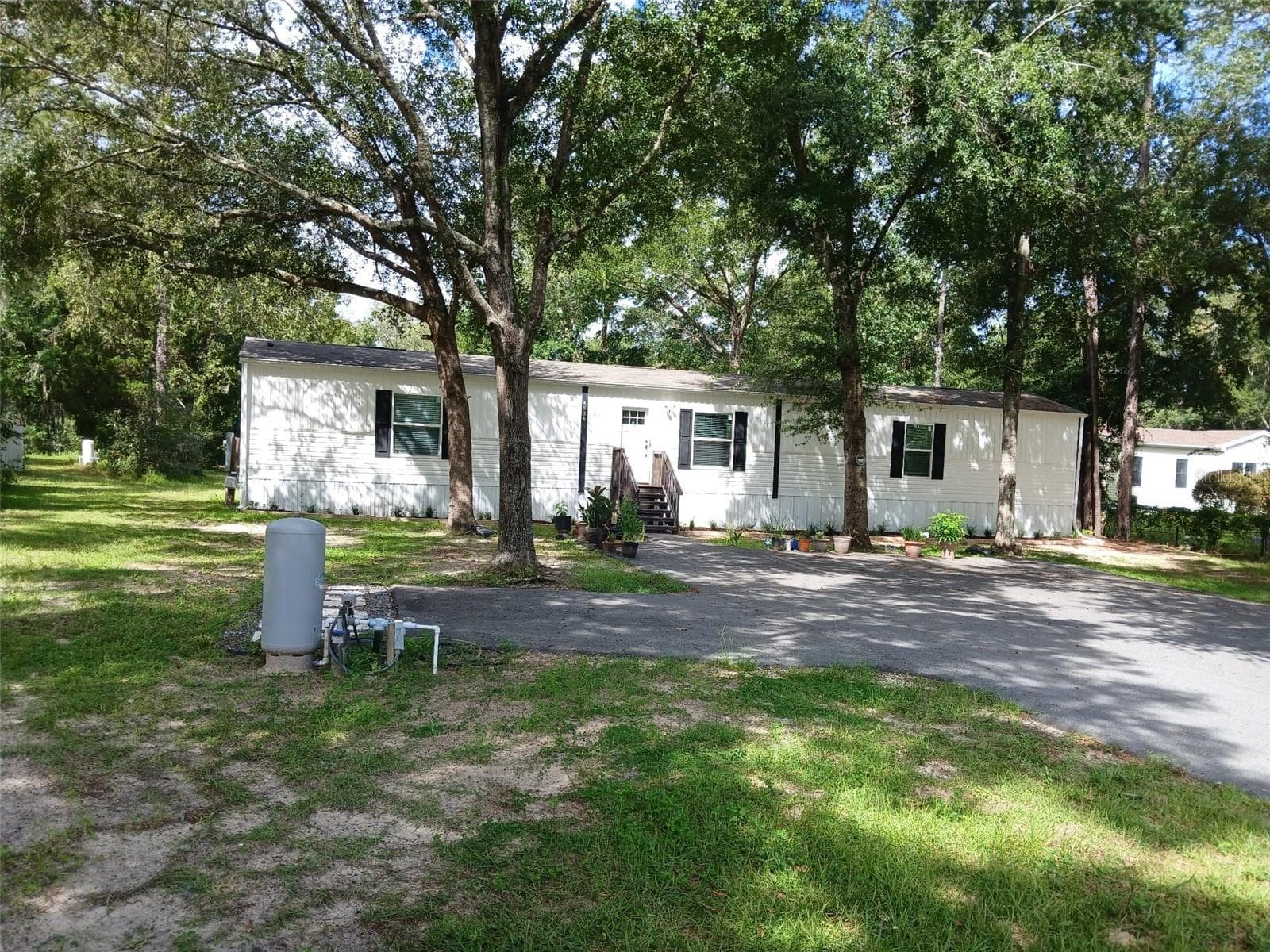 Manufactured Home at 4536 S LEISURE BLVD, LECANTO, photo 3 of 53