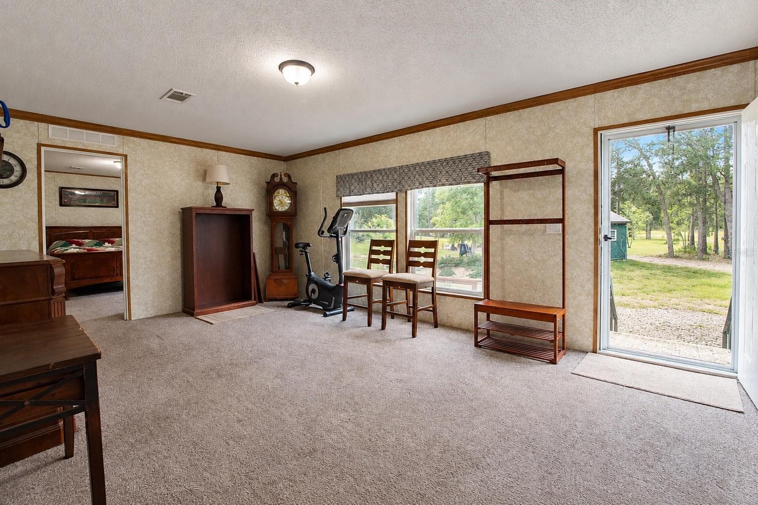 Manufactured Home at 152 PIPER DR, HAWTHORNE, photo 11 of 42