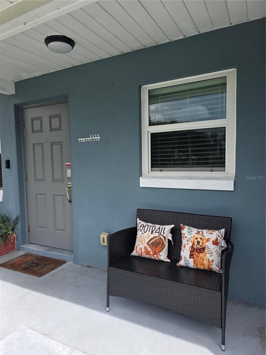 Come and sit a while! - 1535 URBANA AVENUE, DELTONA