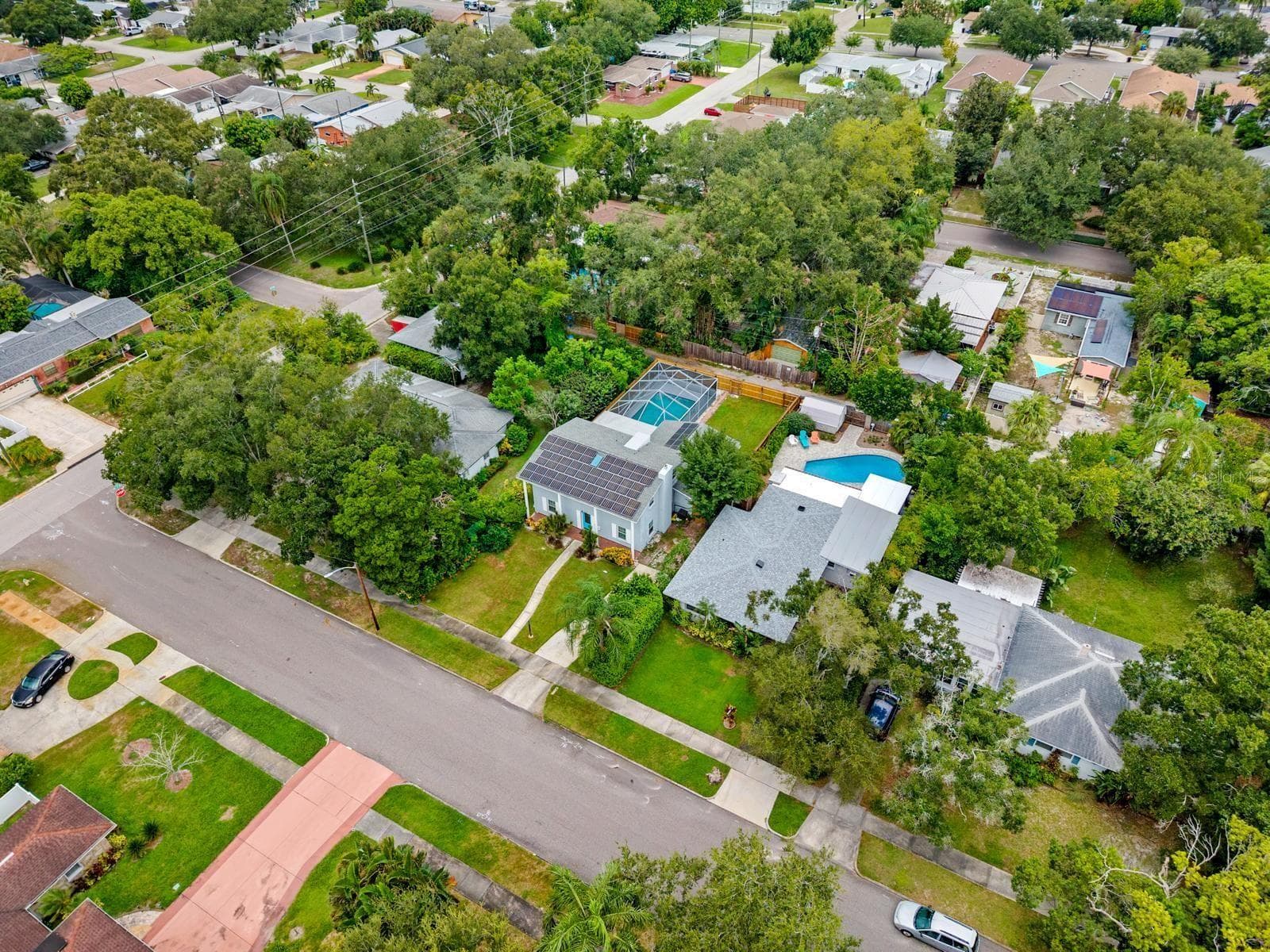 Single Family Residence at 5135 20TH AVE N, ST PETERSBURG, photo 5 of 41