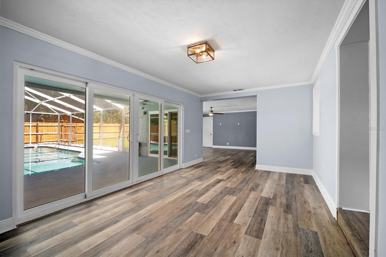 family room - 5135 20TH AVE N, ST PETERSBURG