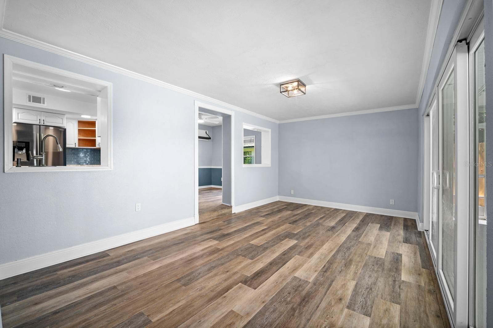 family room - 5135 20TH AVE N, ST PETERSBURG