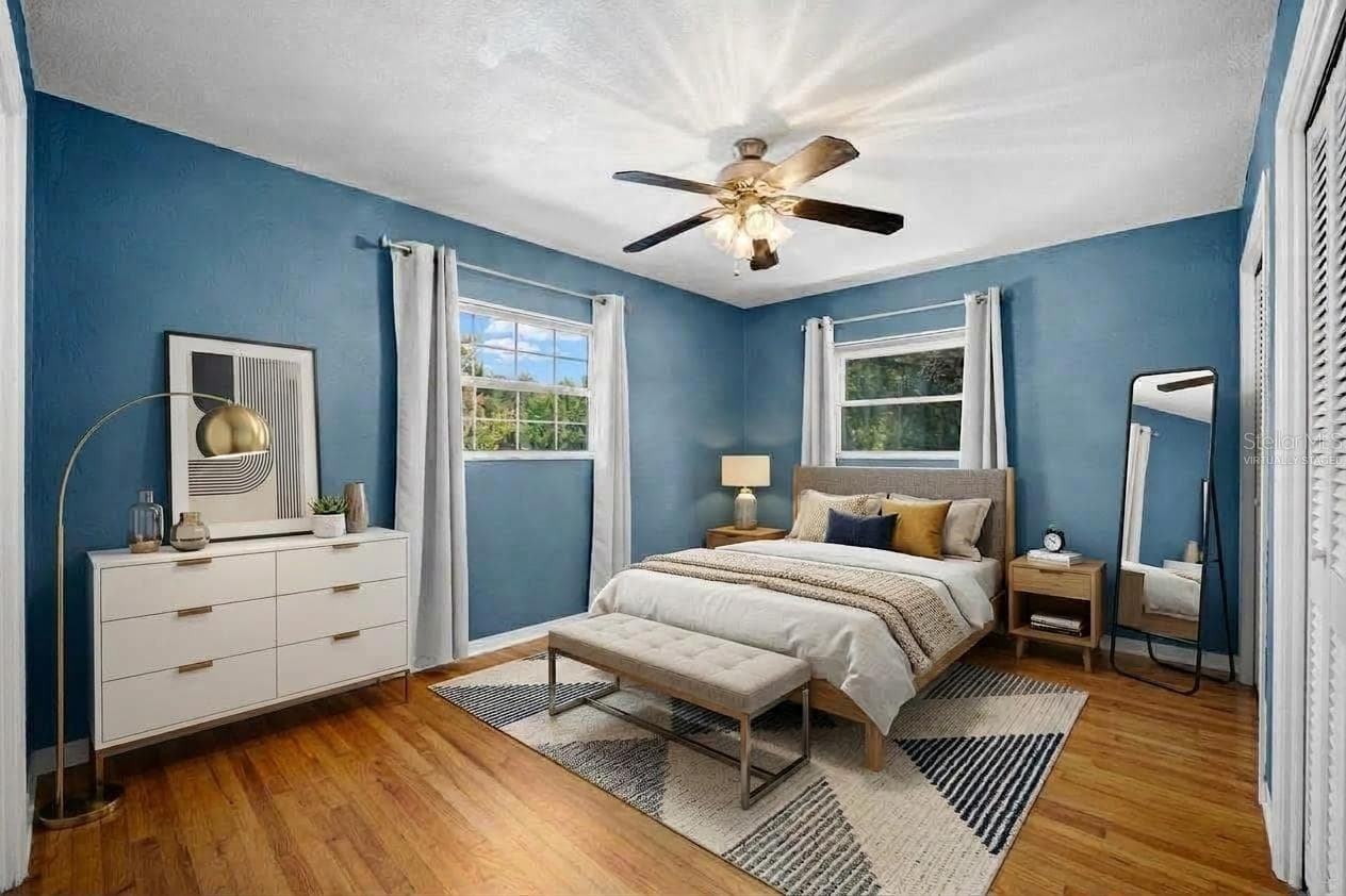 photo has been virtually staged - 5135 20TH AVE N, ST PETERSBURG