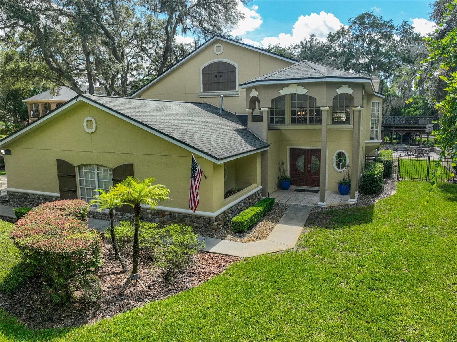 Single Family Residence at 2261 POINSETTIA DR, LONGWOOD, photo 2 of 87