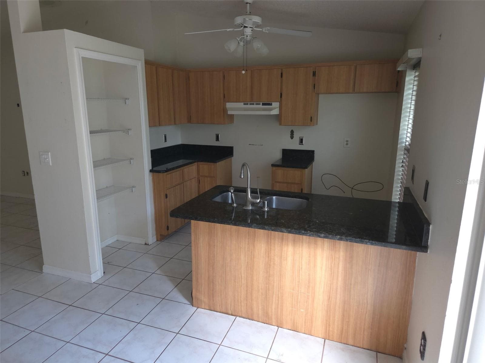 Single Family Residence at 8190 SEALAWN DR, SPRING HILL, photo 4 of 12