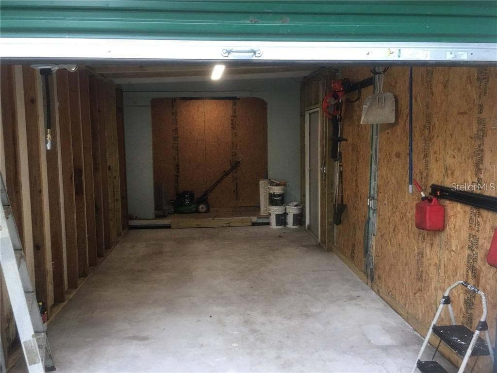 Garage / Workshop - 805 E LAMBRIGHT ST, TAMPA