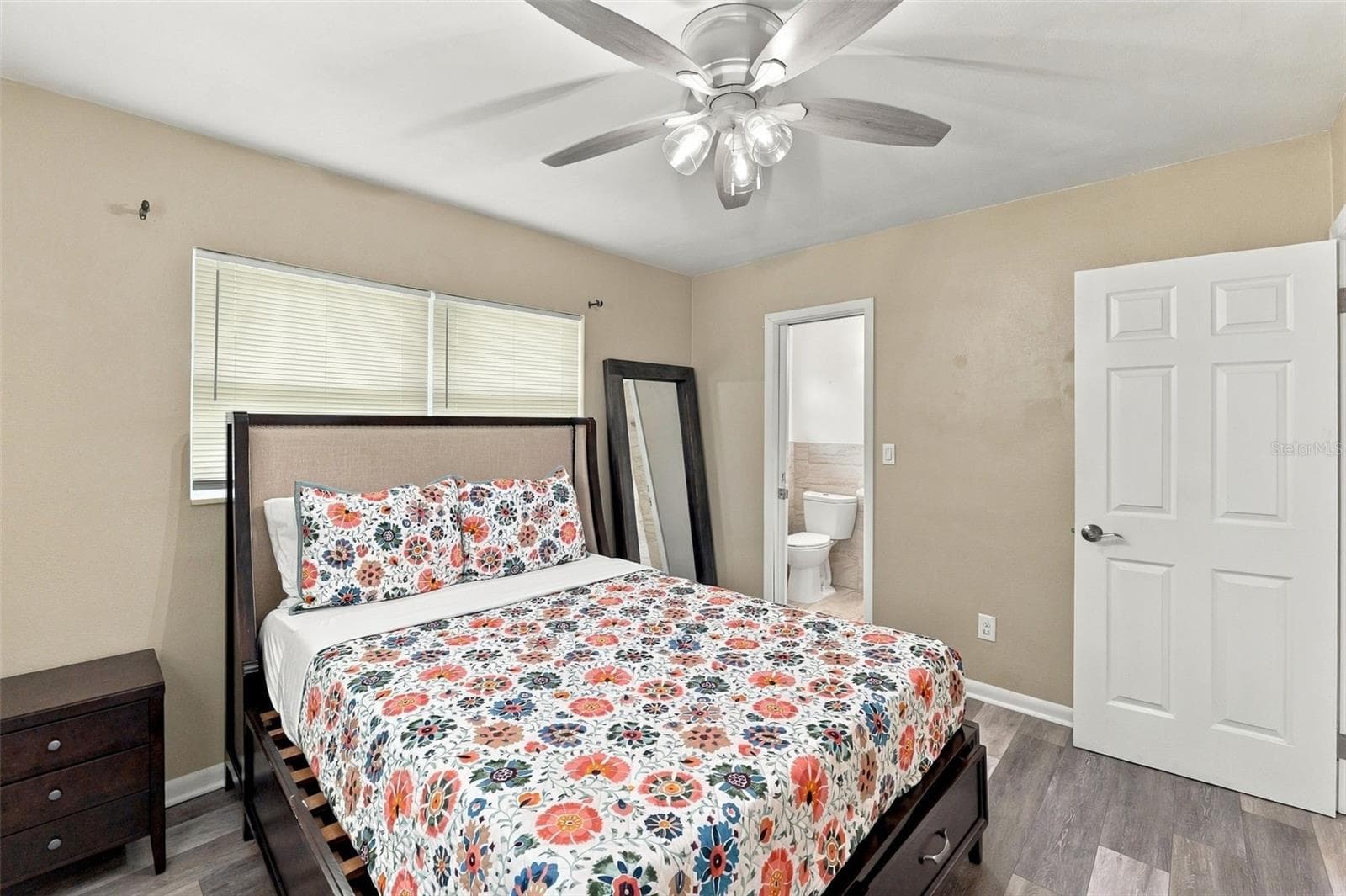 Single Family Residence at 7815 PINE HILL DR, TAMPA, photo 15 of 19