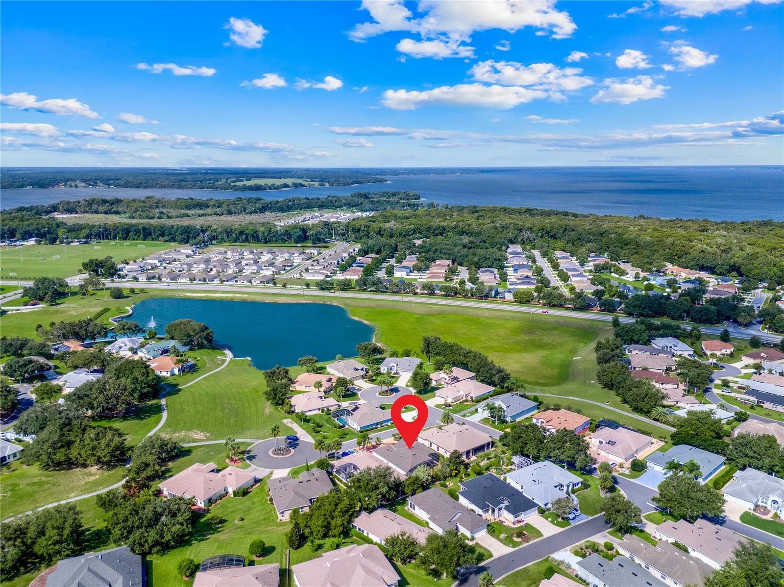Single Family Residence at 5111 IRONSIDES CT, TAVARES, photo 11 of 38