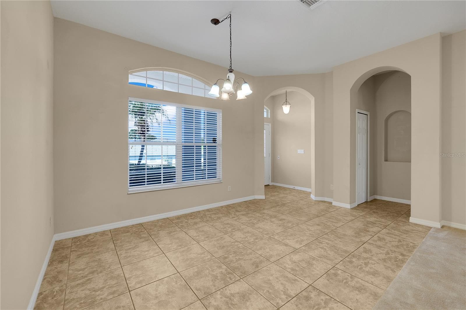 Single Family Residence at 5111 IRONSIDES CT, TAVARES, photo 16 of 38