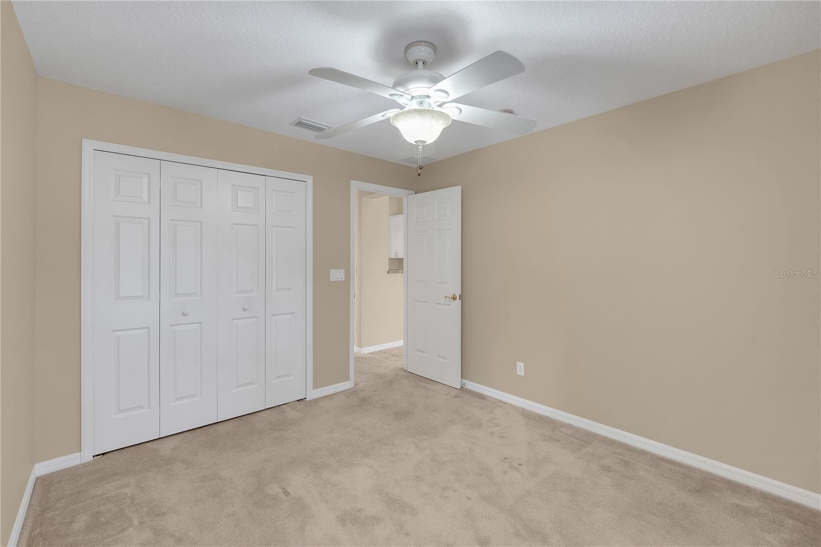 Single Family Residence at 5111 IRONSIDES CT, TAVARES, photo 27 of 38