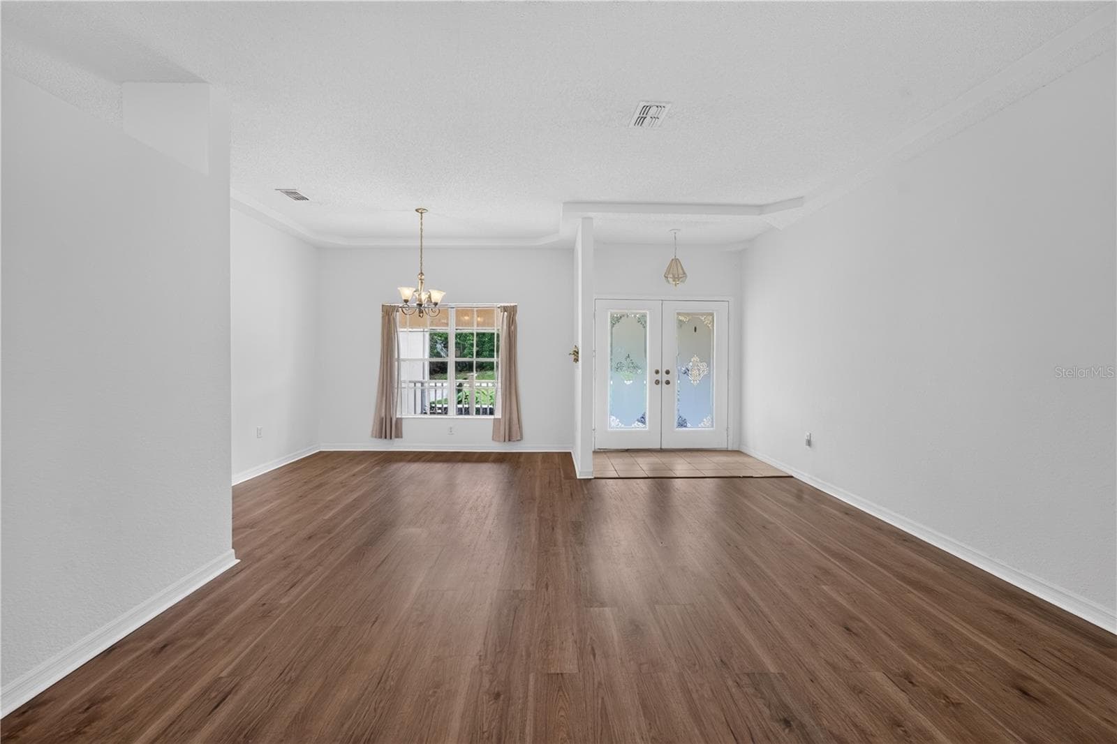Living Room 1 / Dining - 6476 LARRY AVE, WEBSTER
