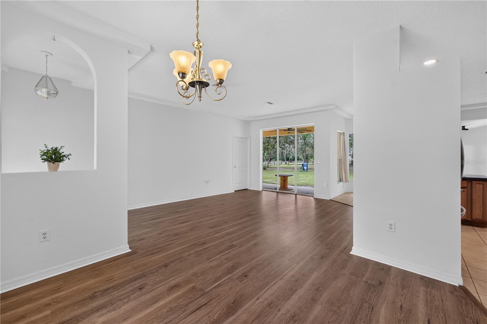 Living Room 1 / Dining - 6476 LARRY AVE, WEBSTER