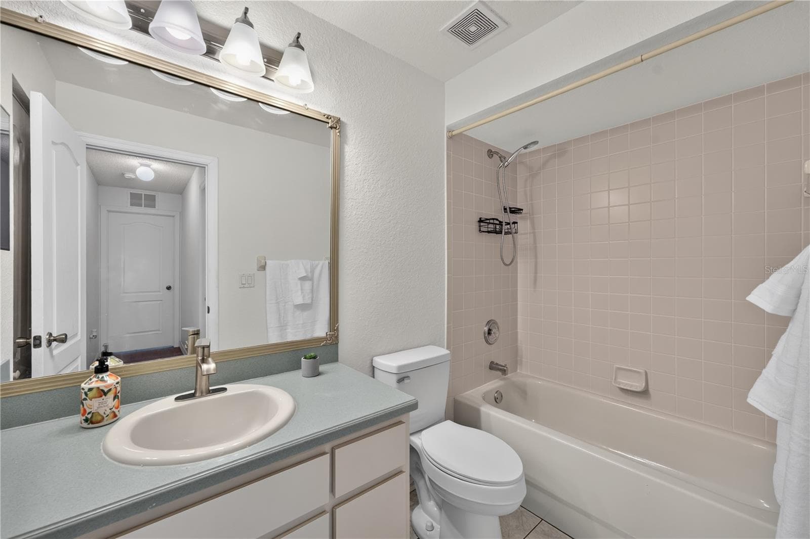 Secondary Bathroom - 6476 LARRY AVE, WEBSTER