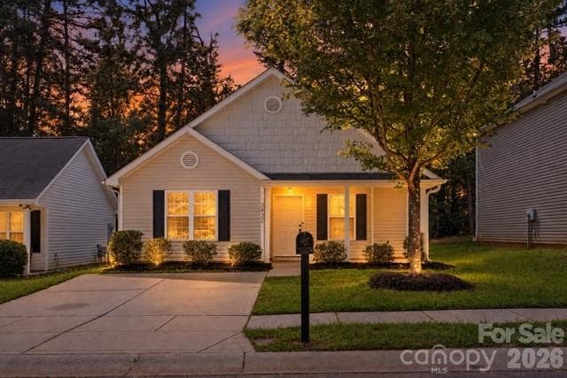 3432 Kelsey Emma Court