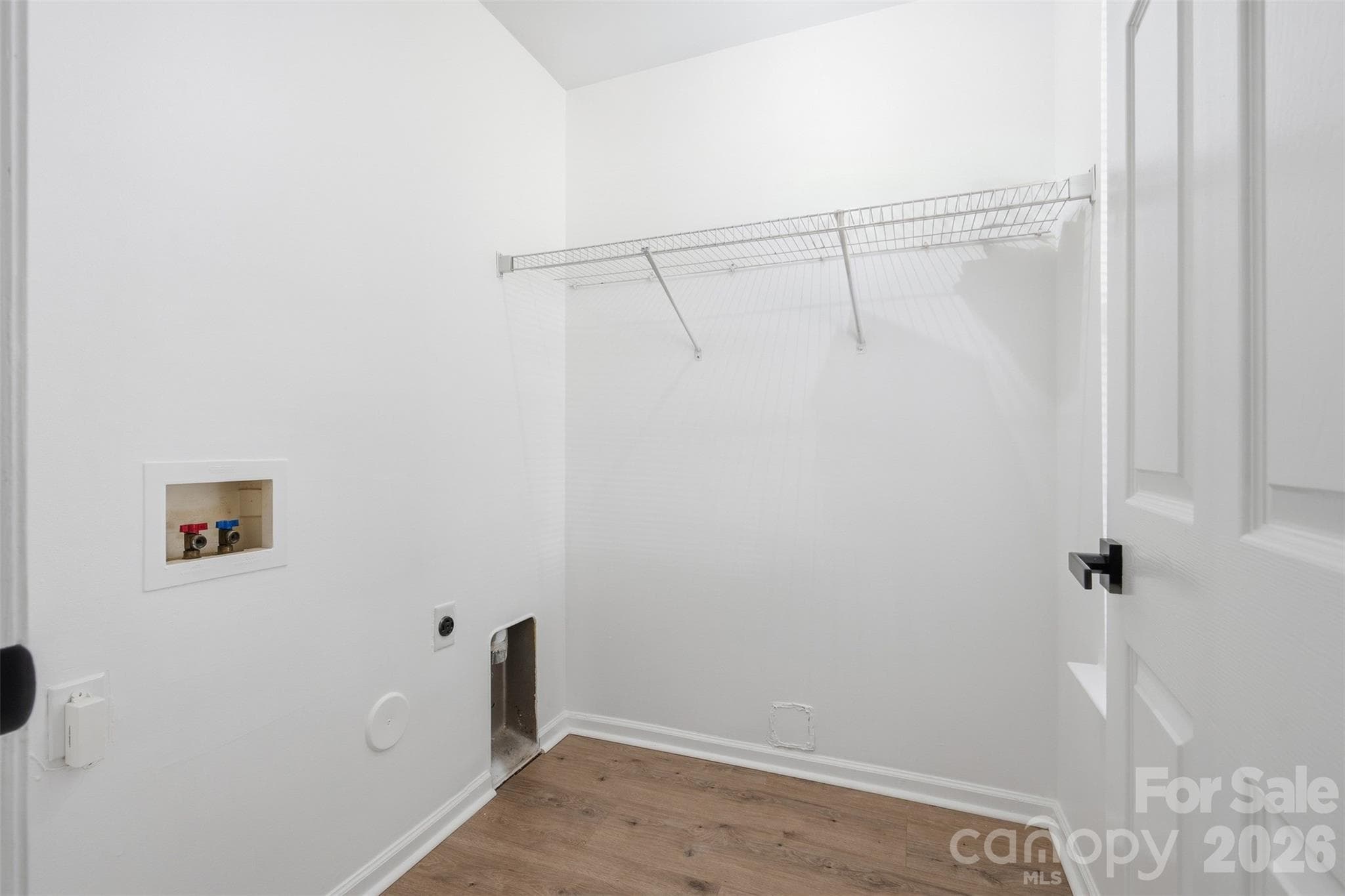 Single Family Residence at 3432 Kelsey Emma Court, Charlotte, photo 4 of 31