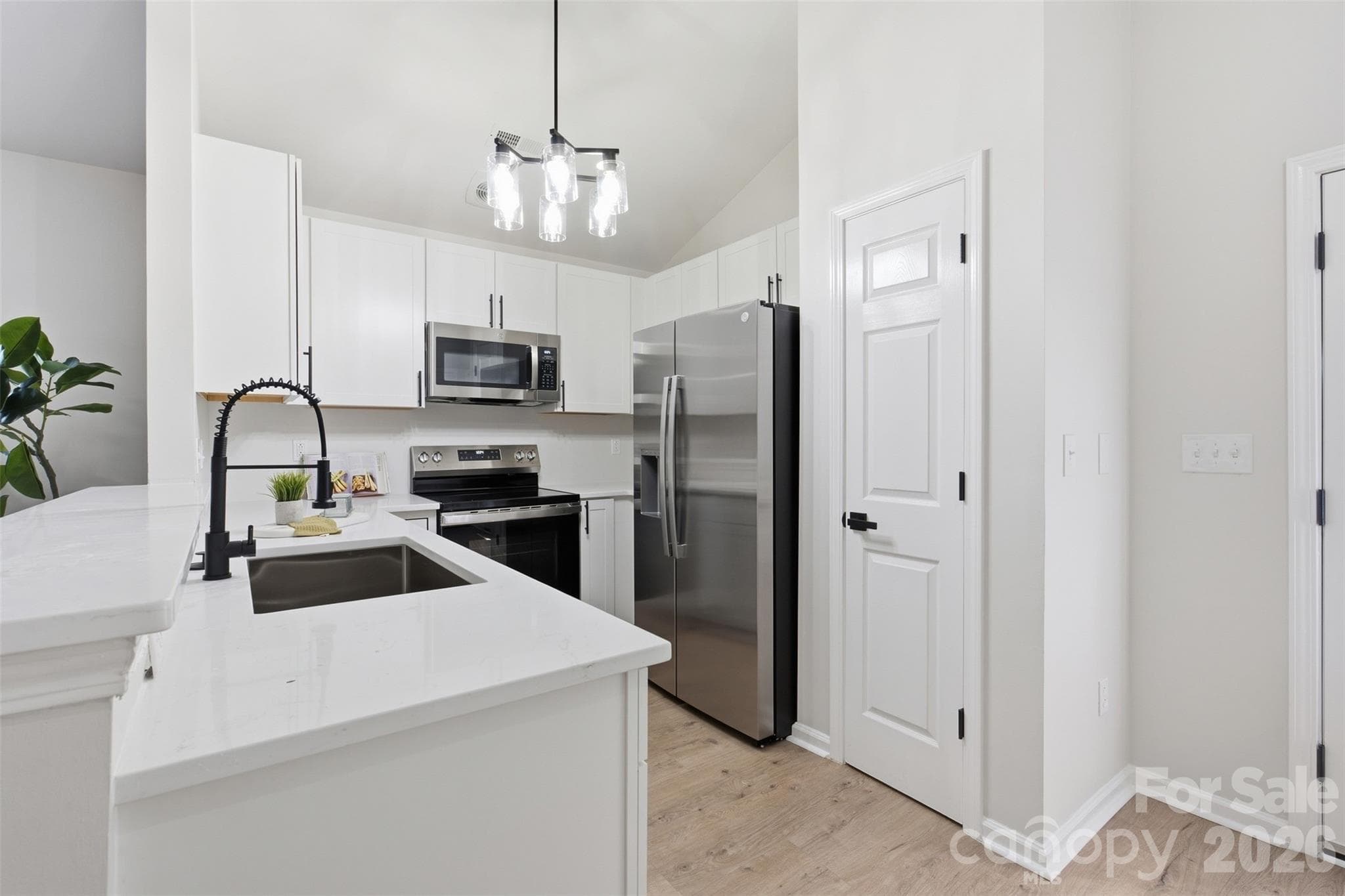 Single Family Residence at 3432 Kelsey Emma Court, Charlotte, photo 11 of 31