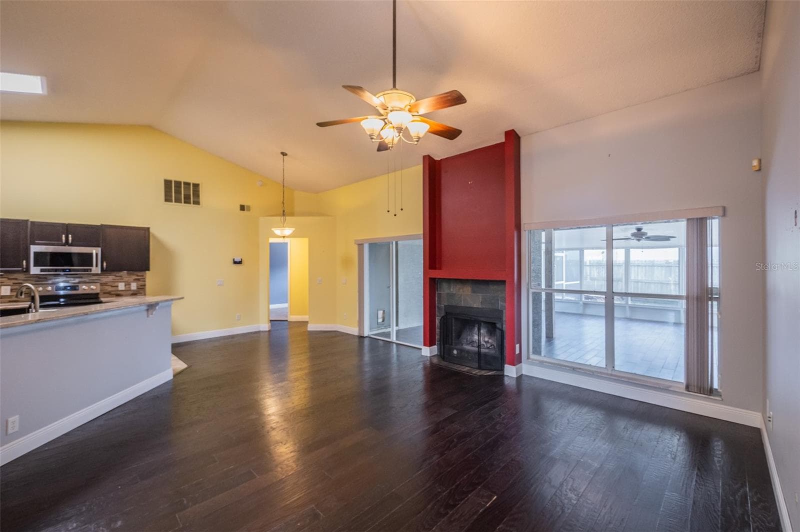 Wood Floors Throughout Main Areas - 2632 SPRING GLEN LN, APOPKA