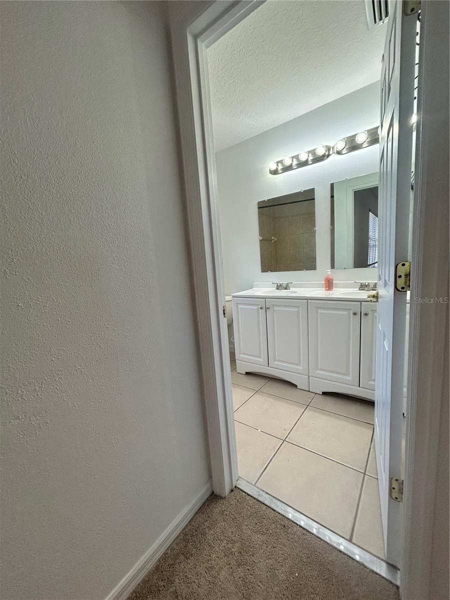 Master Bathroom entrance - 2051 RETREAT VIEW CIR, SANFORD