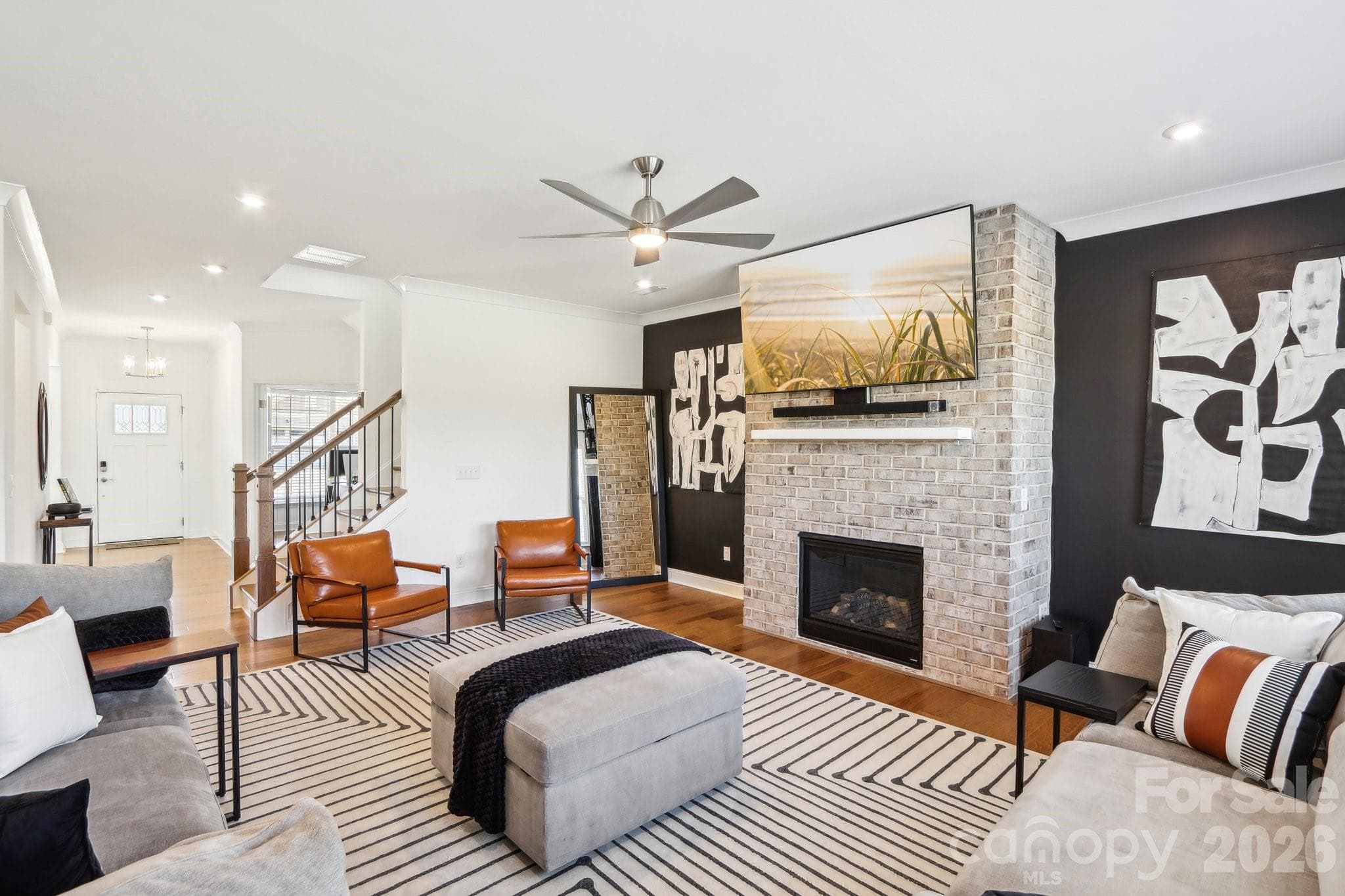 Single Family Residence at 13102 Petrel Place, Charlotte, photo 3 of 47