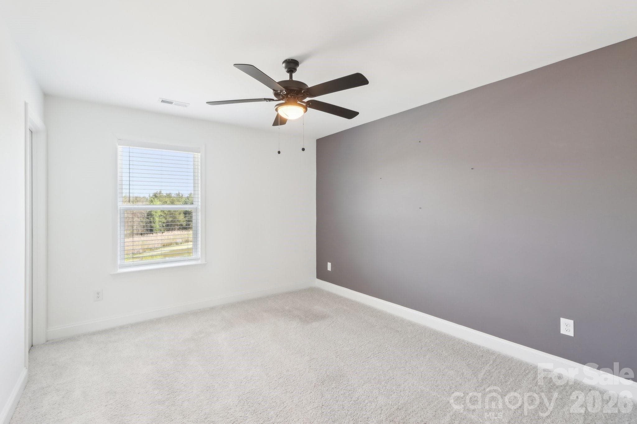 Single Family Residence at 13102 Petrel Place, Charlotte, photo 17 of 47