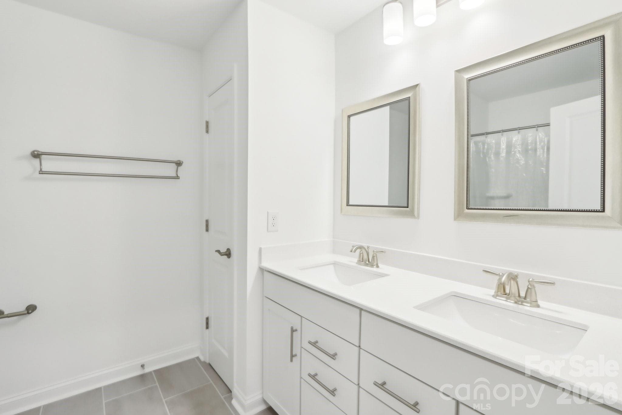 Single Family Residence at 13102 Petrel Place, Charlotte, photo 19 of 47