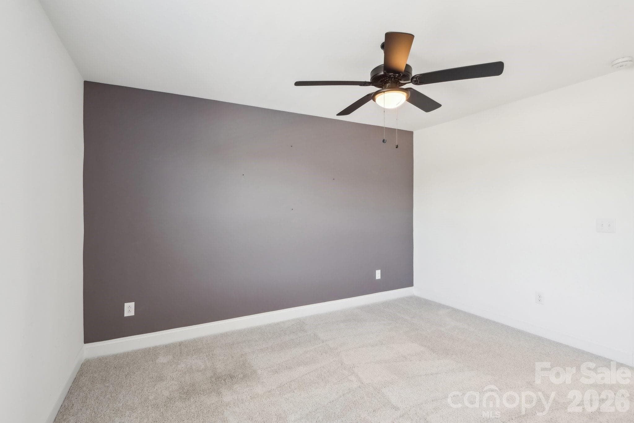 Single Family Residence at 13102 Petrel Place, Charlotte, photo 29 of 47