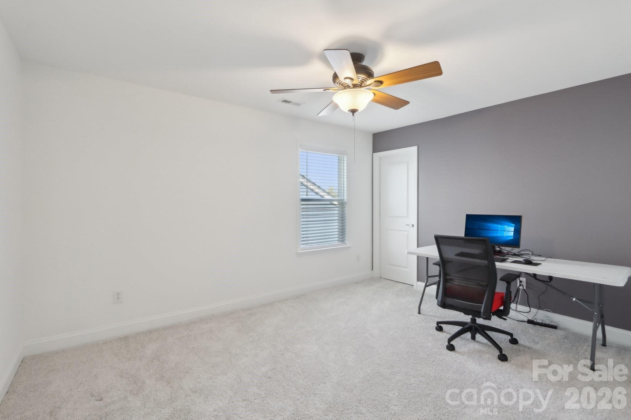 Single Family Residence at 13102 Petrel Place, Charlotte, photo 31 of 47
