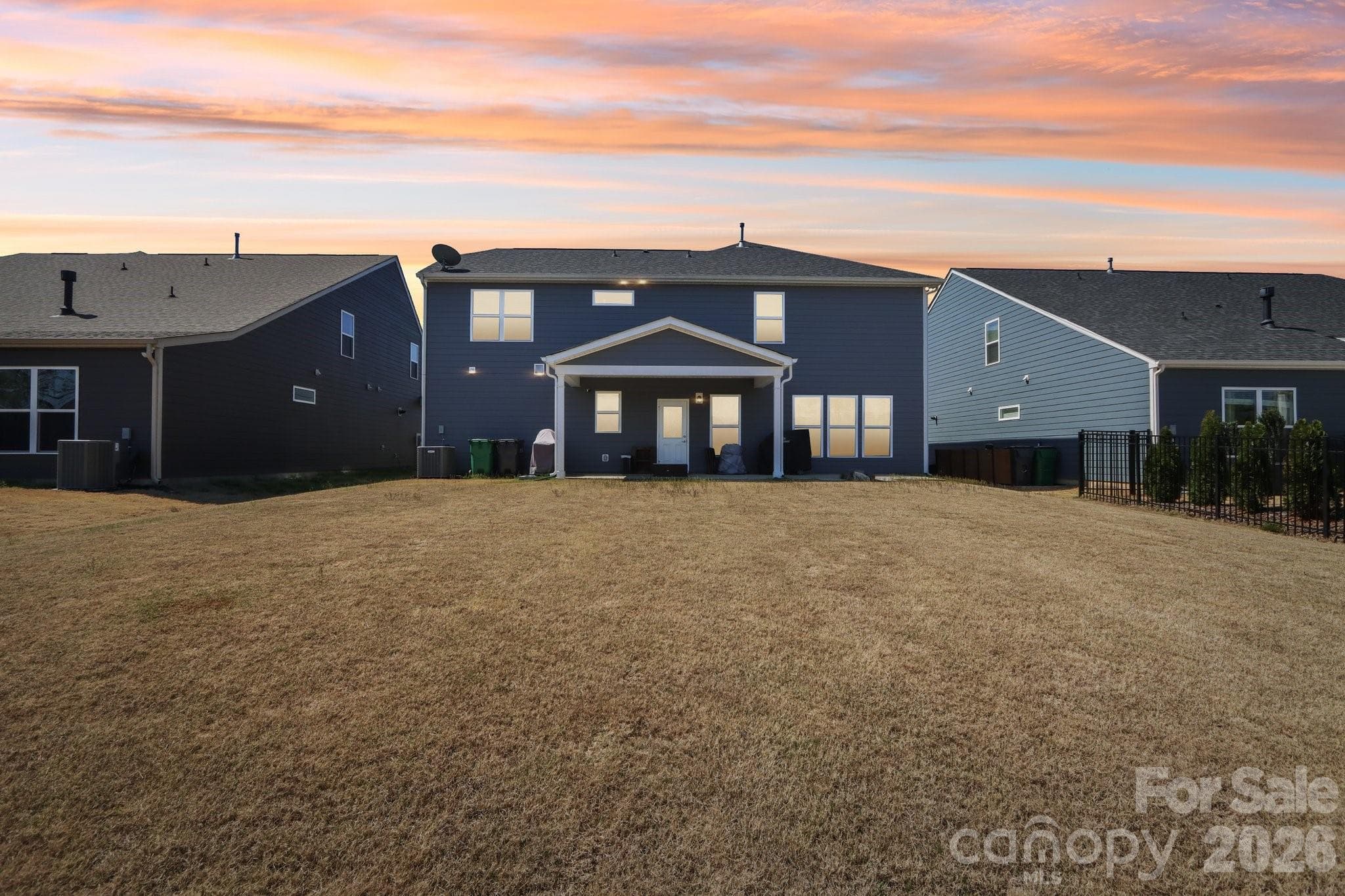 Single Family Residence at 13102 Petrel Place, Charlotte, photo 45 of 47