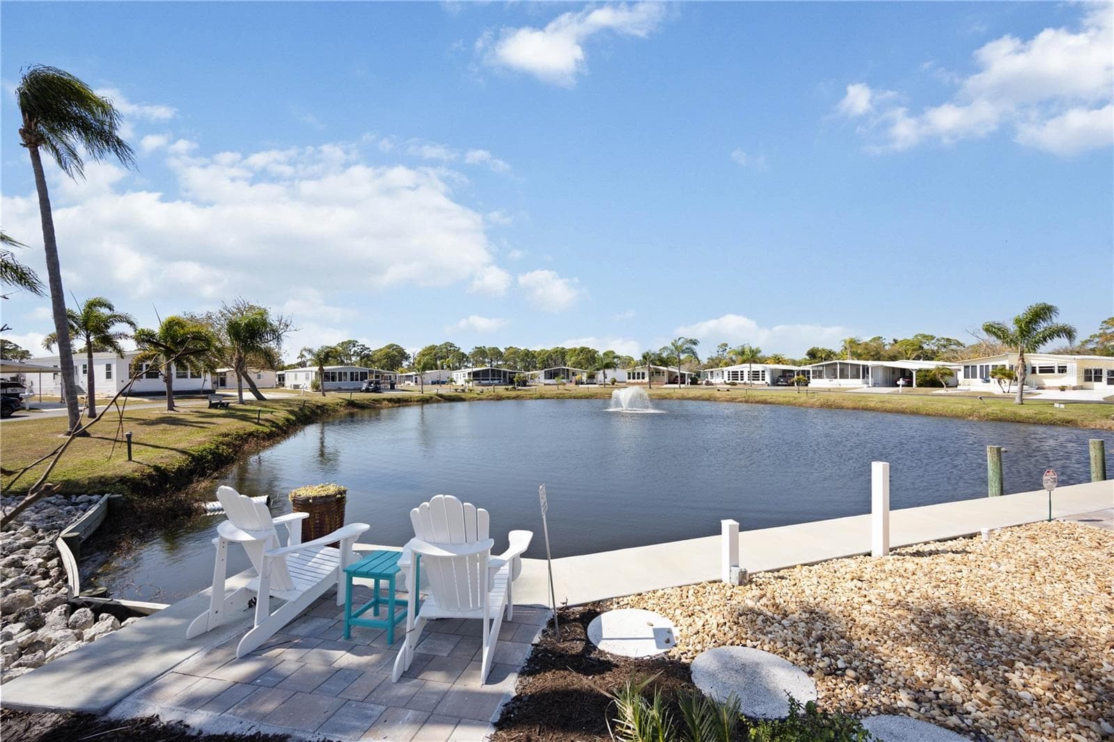 2 S BOTANY BAY CIR