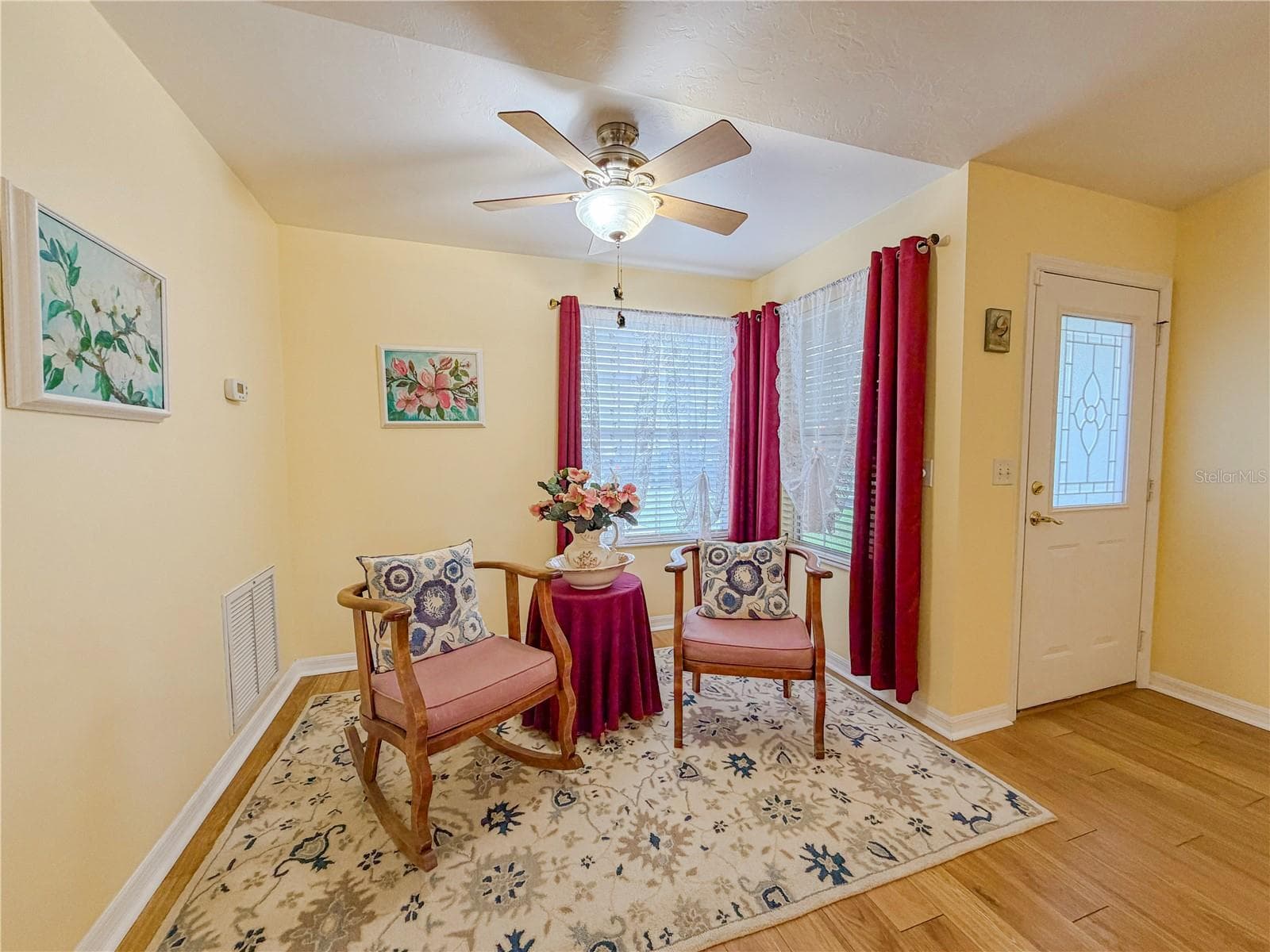 Single Family Residence at 437 SE ROSEWOOD CIR, LAKE CITY, photo 5 of 26